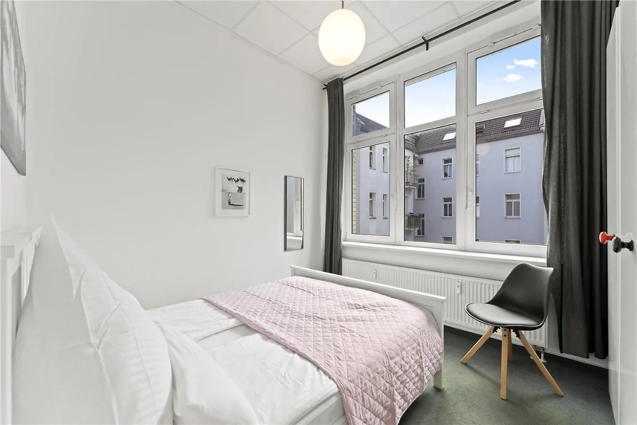 Holiday 33 Apartments Abcd Alexanderplatz Berlin