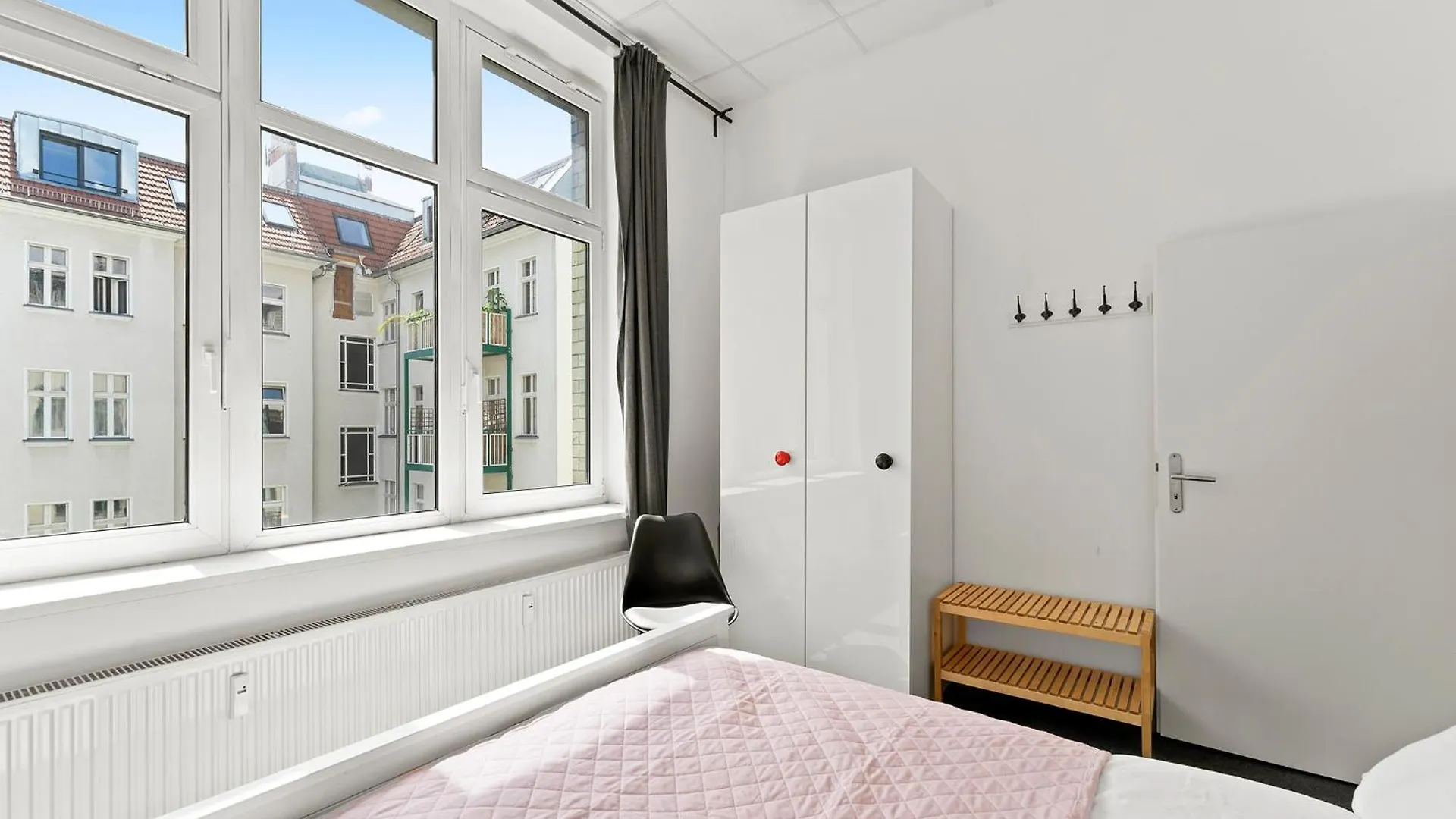 Holiday 33 Apartments Abcd Alexanderplatz Berlin