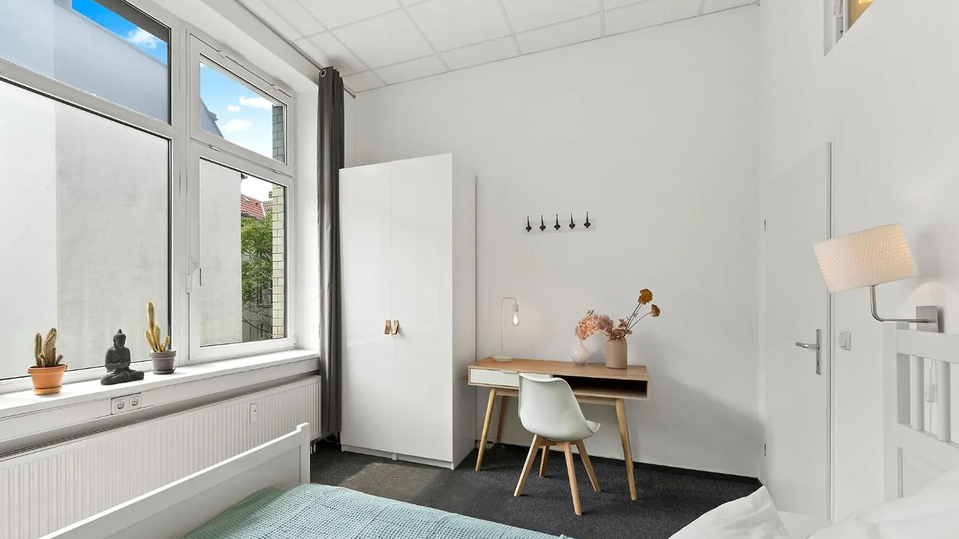 Holiday 33 Apartments Abcd Alexanderplatz Berlin Germany