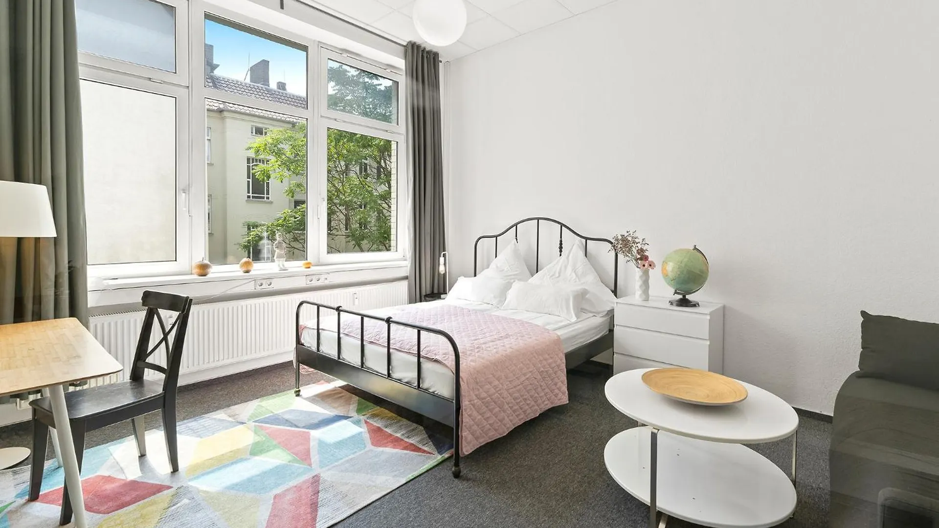 Holiday 33 Apartments Abcd Alexanderplatz Berlin