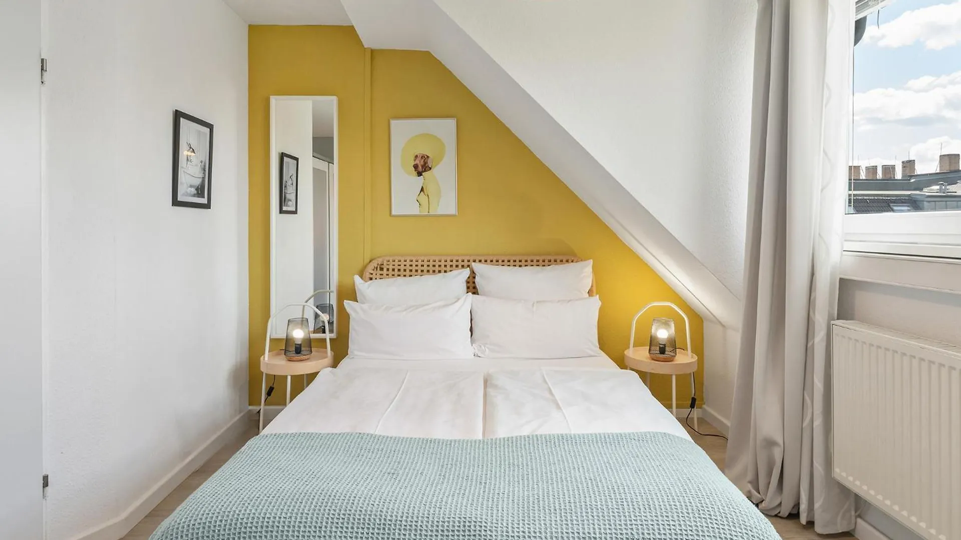 Holiday 33 Apartments Abcd Alexanderplatz Berlin Germany